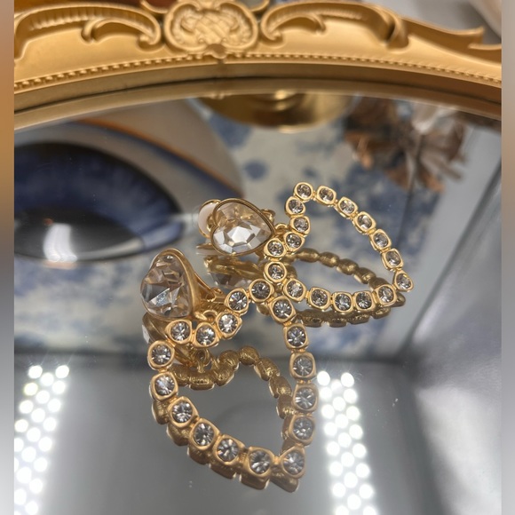 🆕 OSCAR DE LA RENTA 🧿 Crystal Heart Earrings 🪬 - Picture 5 of 16